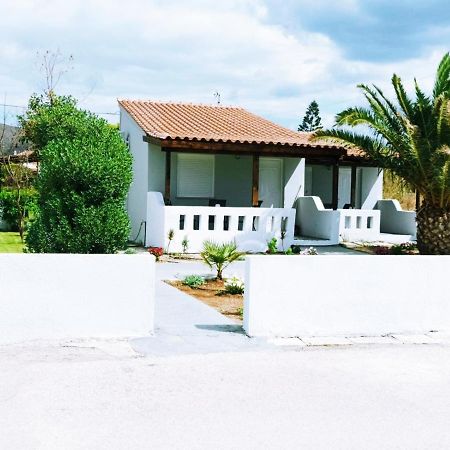 V&E'S Apartments Pigadhia  Dış mekan fotoğraf