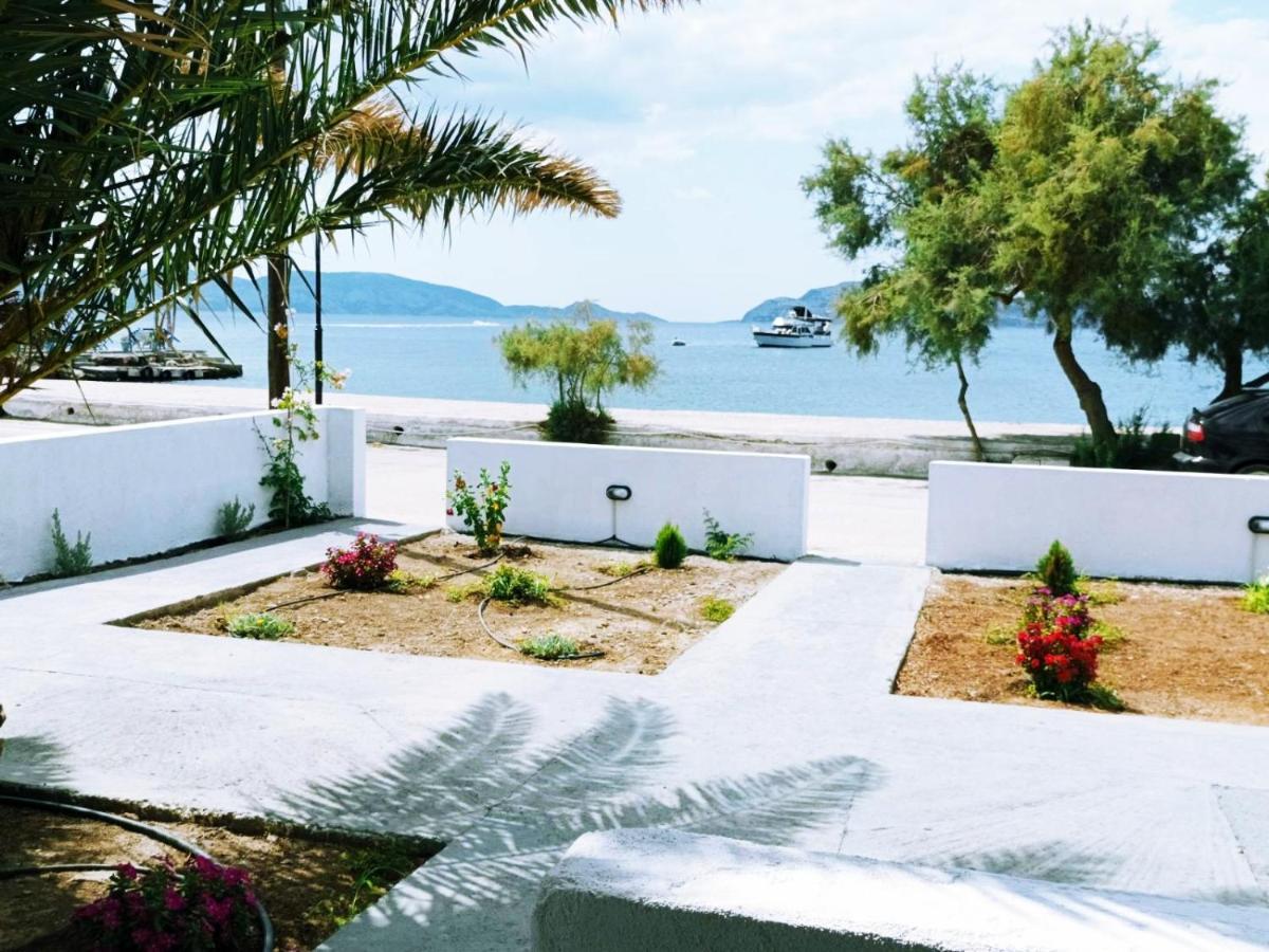 V&E'S Apartments Pigadhia  Dış mekan fotoğraf