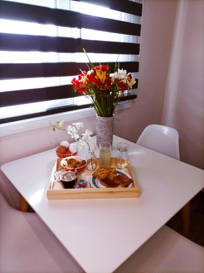 V&E'S Apartments Pigadhia  Dış mekan fotoğraf