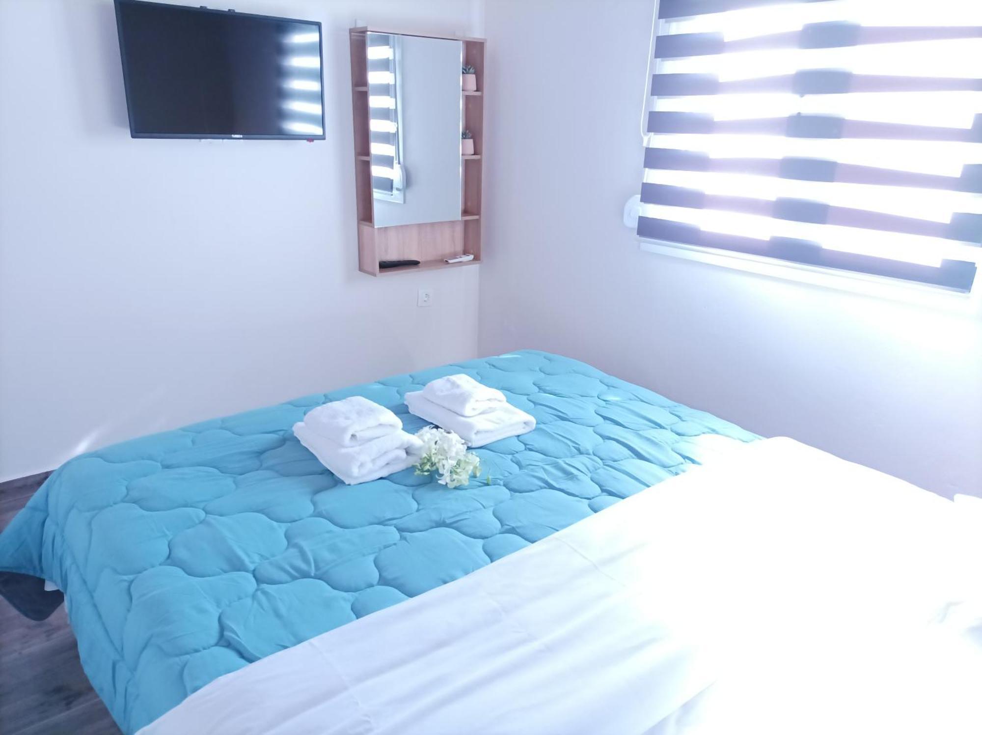 V&E'S Apartments Pigadhia  Dış mekan fotoğraf